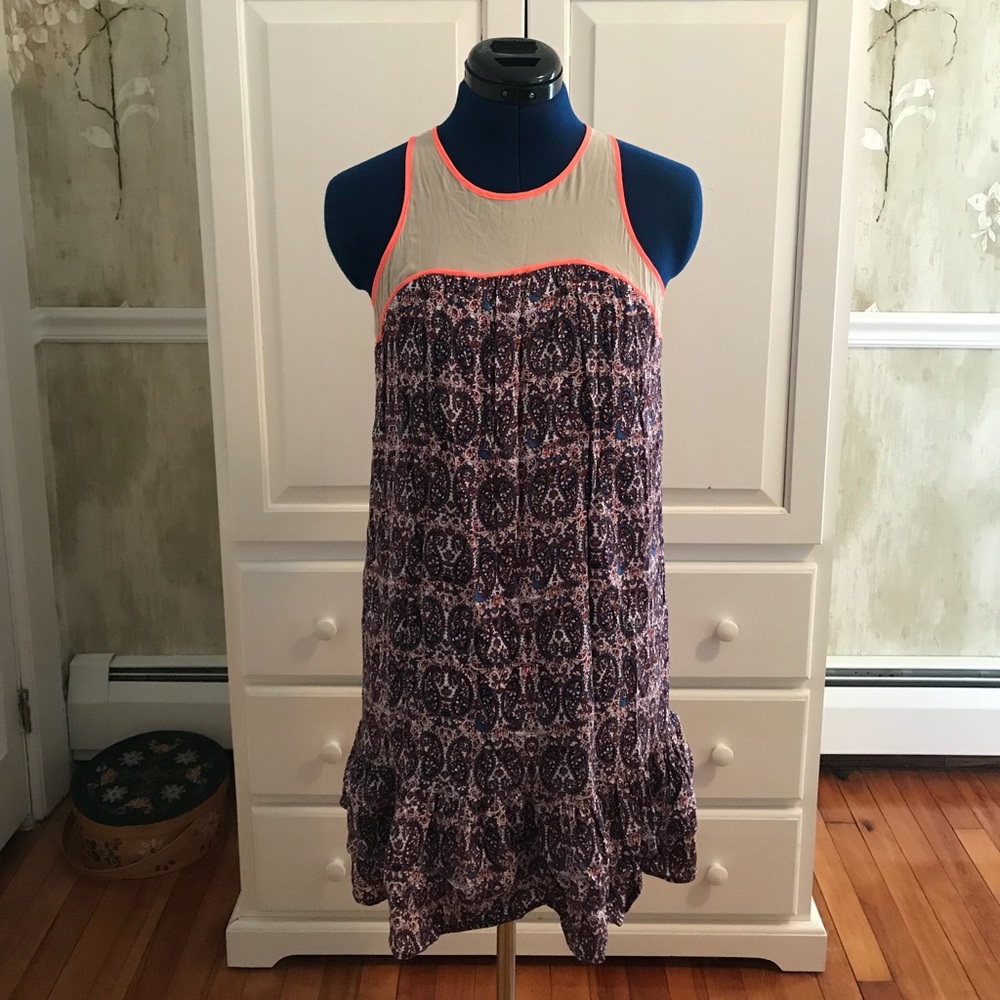 Fun stylish summer dress 👗